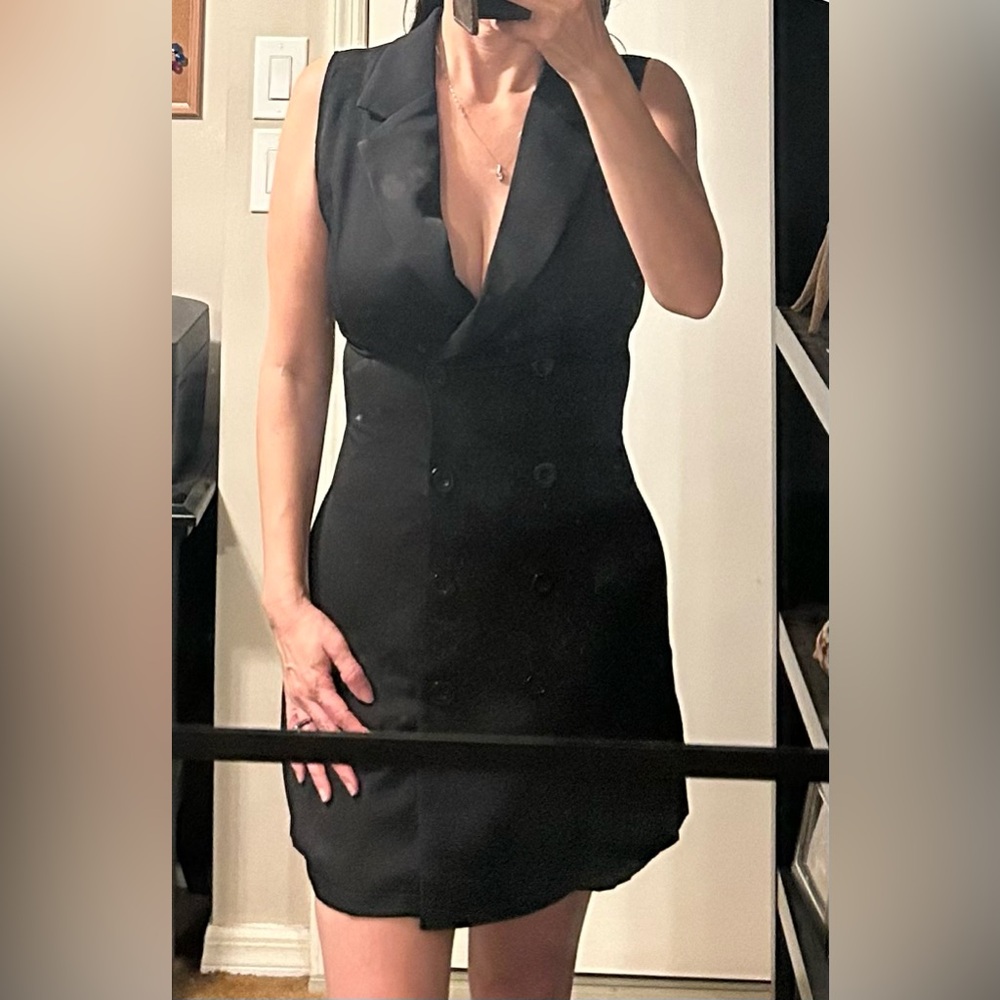 Women’s Black Double Breasted Sleeveless Blazer Dress